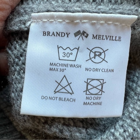 Brandy Melville Gray Wool Blend Turtleneck Long Sleeve Sweater Women's Size S - Picture 9 of 13